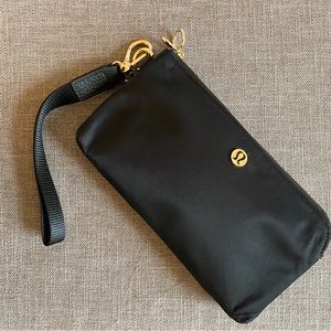 Lululemon Double Up wristlet